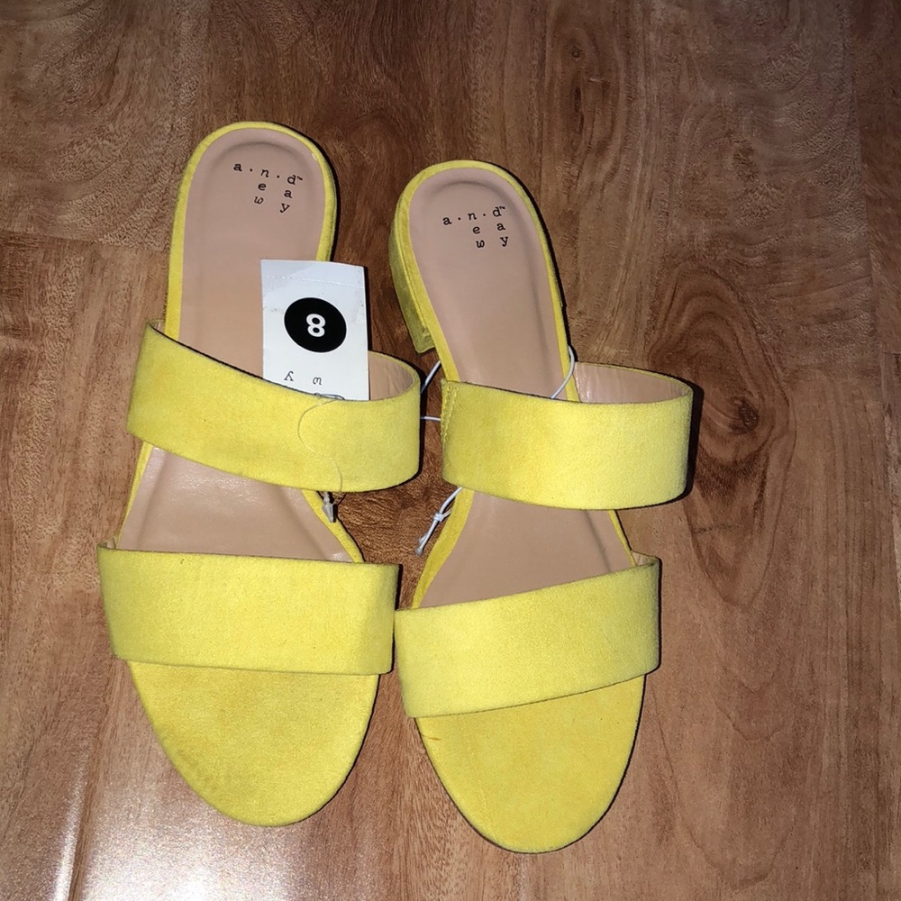 Women’s shoes